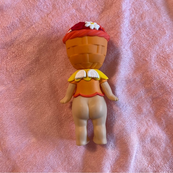 Sonny angel rose basket - Picture 4 of 4